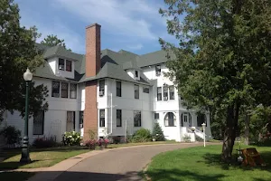 Linden Hill Historic Estate image