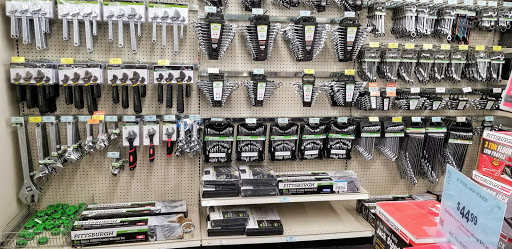 Hardware Store «Harbor Freight Tools», reviews and photos, 22330 S Sterling Blvd STE 101, Sterling, VA 20164, USA