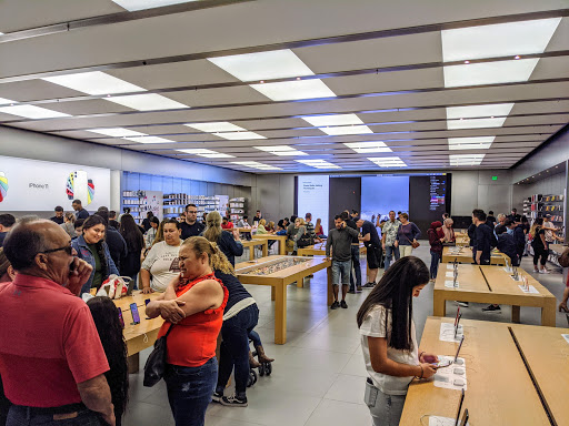 Computer Store «Apple Arden Fair», reviews and photos, 1689 Arden Way, Sacramento, CA 95815, USA