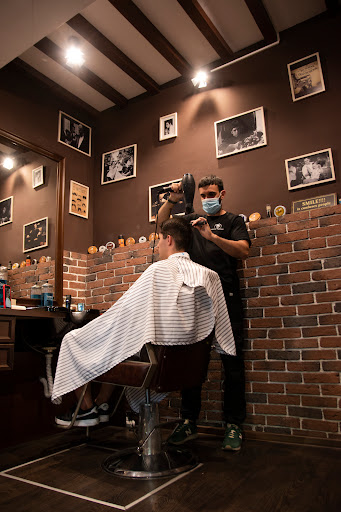 Creative Barber (Armeneasca)- Frizerie, Tuns, Aranjat barba, barber Shop