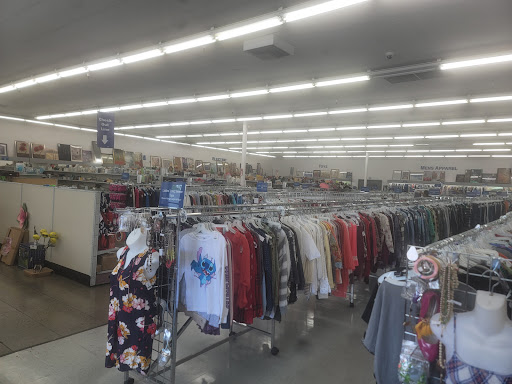 Thrift Store «Goodwill», reviews and photos