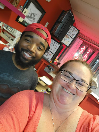 Tattoo Shop «Body Language Tattoo & Piercing Studio», reviews and photos, 3802 Cove View Blvd z, Galveston, TX 77554, USA