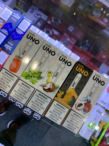 Cigar Shop «7h SMOKE SHOP», reviews and photos, 4520 Matlock Rd #300, Arlington, TX 76018, USA