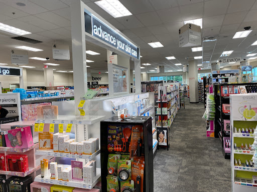 Drug Store «CVS», reviews and photos, 2121 15th St N, Arlington, VA 22201, USA