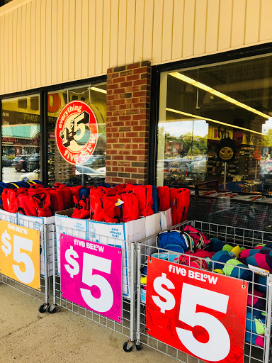 Variety Store «Five Below», reviews and photos, 3632 Concord Pike, Wilmington, DE 19803, USA