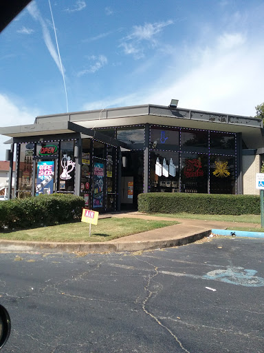 Tobacco Shop «The Smoke Shop», reviews and photos, 1811 Danville Rd SW, Decatur, AL 35601, USA
