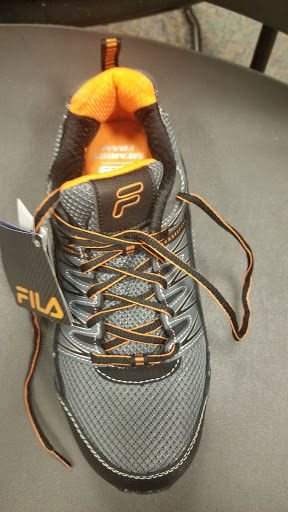 Shoe Store «Shoe Carnival», reviews and photos, 2776 Wilma Rudolph Blvd, Clarksville, TN 37040, USA