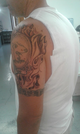 Explore labrador tattoo ideas, creative tattoo ideas in Lima, available at White Wizard Tattoo & Body Piercing