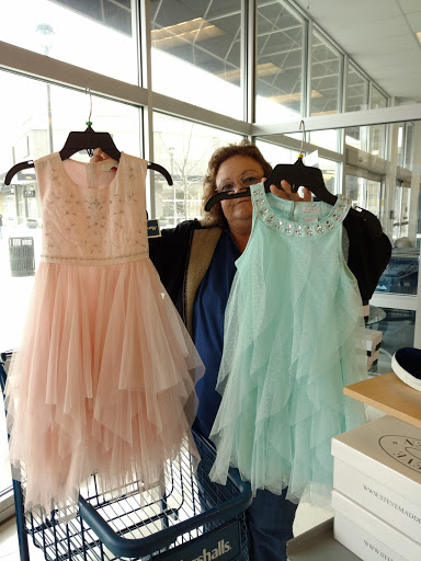 Shopping Mall «Southridge Mall», reviews and photos, 1111 E Army Post Rd, Des Moines, IA 50315, USA