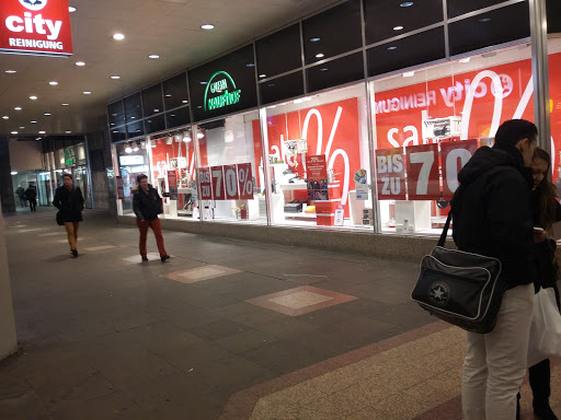 Läden, um Damenrucksäcke zu kaufen Stuttgart