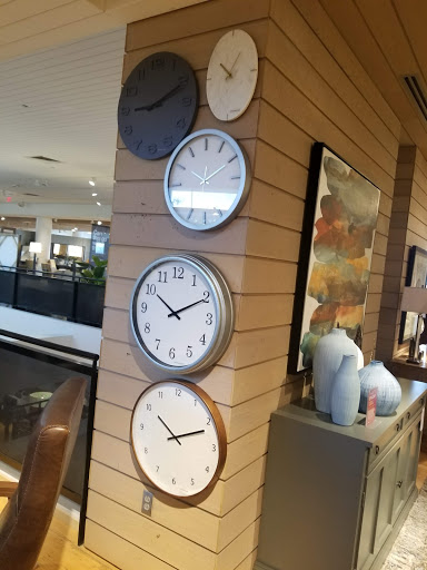 Furniture Store «Crate and Barrel», reviews and photos, 21710 Hawthorne Blvd, Torrance, CA 90503, USA