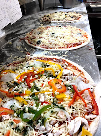 Pizza du Restaurant PRESTO PIZZA (15 ANS) Livraison-emporter à Altkirch - n°12