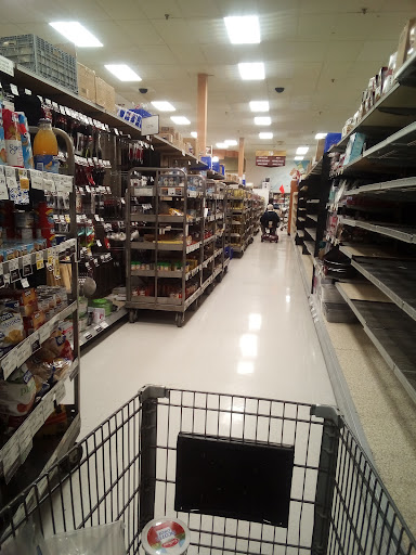 Grocery Store «ShopRite of Manahawkin», reviews and photos, 72 Stafford Ave, Manahawkin, NJ 08050, USA