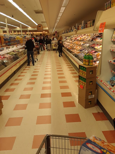 Grocery Store «Market Basket», reviews and photos, 227 Highland Ave, Salem, MA 01970, USA