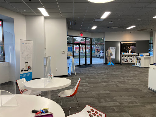 Cell Phone Store «AT&T», reviews and photos, 9039 Southside Blvd Suite 200, Jacksonville, FL 32256, USA