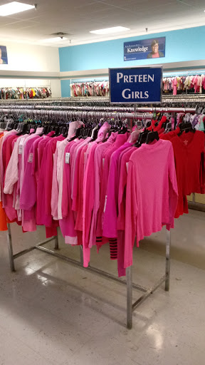Thrift Store «Goodwill Industries of Middle Tennessee», reviews and photos, 5412 Charlotte Ave, Nashville, TN 37209, USA