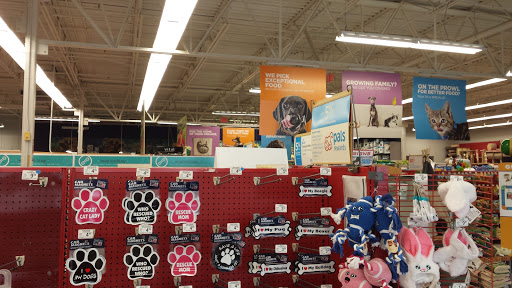 Pet Supply Store «Pet Supplies Plus», reviews and photos, 9500 Dorchester Rd #350, Summerville, SC 29485, USA