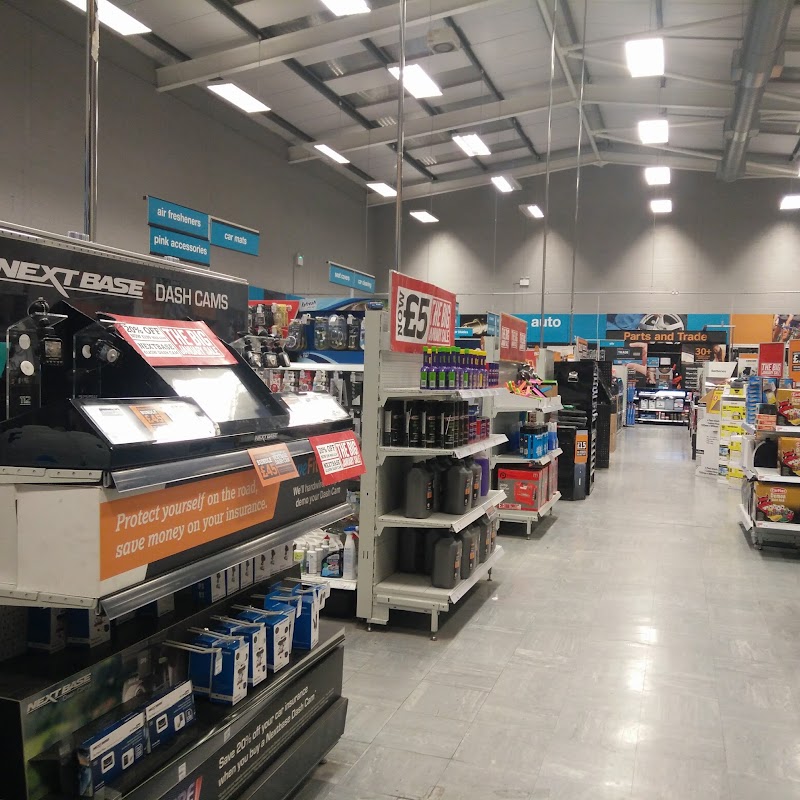 Halfords - Epsom