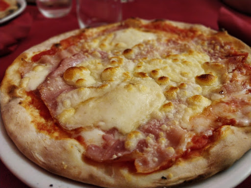 Pizzeria Ai Giardini in Verona, Provincia di Verona