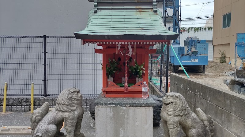 秋四郎稲荷神社