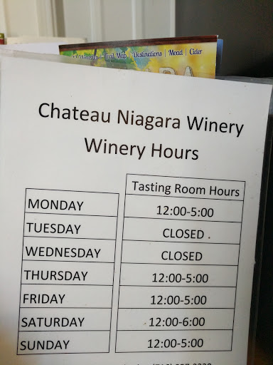 Winery «Chateau Niagara Winery», reviews and photos, 2466 W Creek Rd, Burt, NY 14028, USA