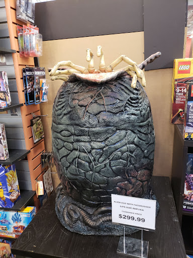 Music Store «Newbury Comics», reviews and photos, 859 Boston Providence Hwy, Norwood, MA 02062, USA