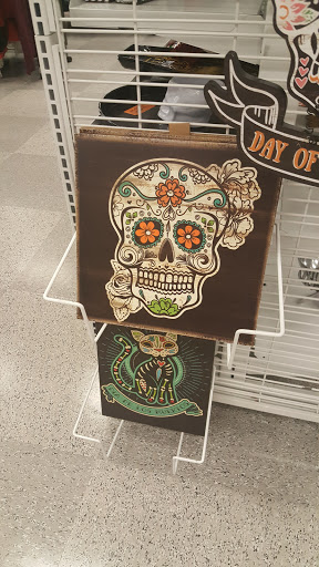 Clothing Store «Ross Dress for Less», reviews and photos, 2341 Porter Creek Dr, Fort Worth, TX 76177, USA