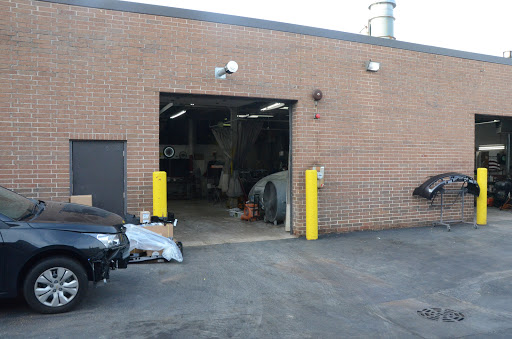 Auto Body Shop «BC Auto Body», reviews and photos, 917 W Liberty Dr, Wheaton, IL 60187, USA
