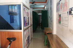 sri balaji physiotherapy hospital image