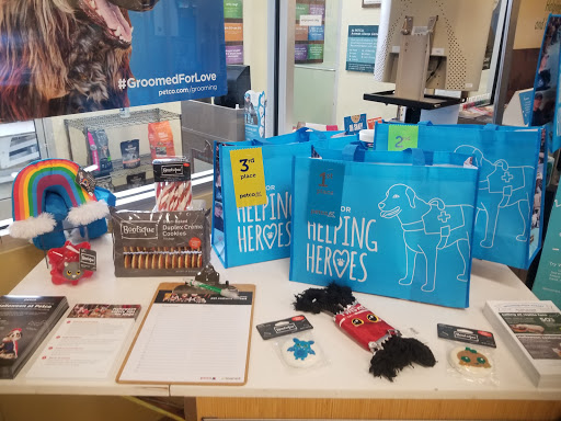 Pet Supply Store «Petco Animal Supplies», reviews and photos, 1621 Emmet St N, Charlottesville, VA 22901, USA