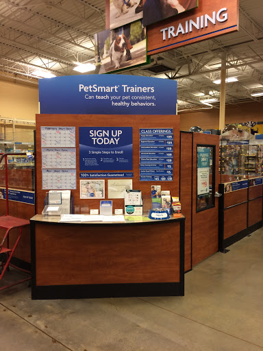 Pet Supply Store «PetSmart», reviews and photos, 1285 Johnson Ferry Rd, Marietta, GA 30068, USA