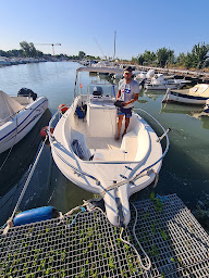 Photo n°3 de Port Abri à Port-Saint-Louis-du-Rhône ()