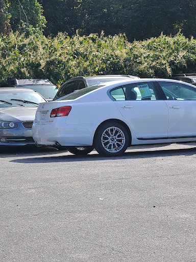 Used Car Dealer «J & A Auto Center», reviews and photos, 211 Broadway, Raynham, MA 02767, USA