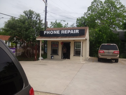 A-Rod Cell Phone Repairs, 3901 S Presa St, San Antonio, TX 78210, USA, 
