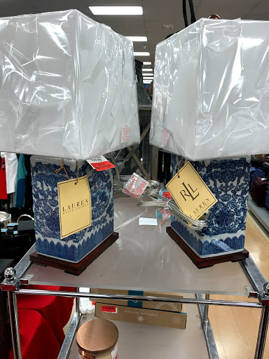 Department Store «Marshalls», reviews and photos, 3434 W Illinois Ave #500, Dallas, TX 75211, USA