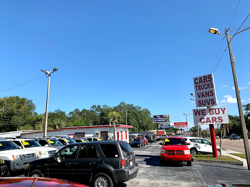 Used Car Dealer «Donny Mills Auto Sales», reviews and photos, 450 E Bay Dr, Largo, FL 33770, USA
