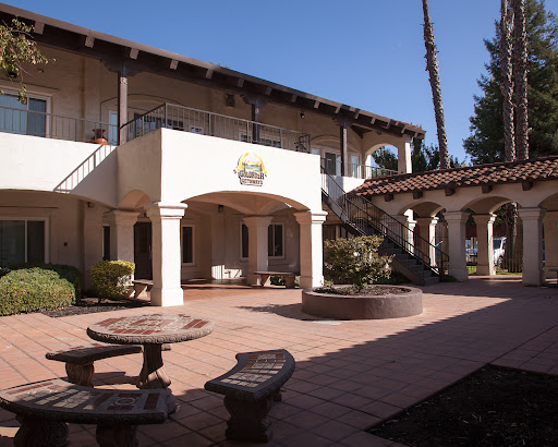 Goldrush Getaways image