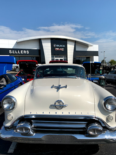 Car Dealer «Sellers Buick GMC», reviews and photos, 38000 Grand River Ave, Farmington, MI 48335, USA