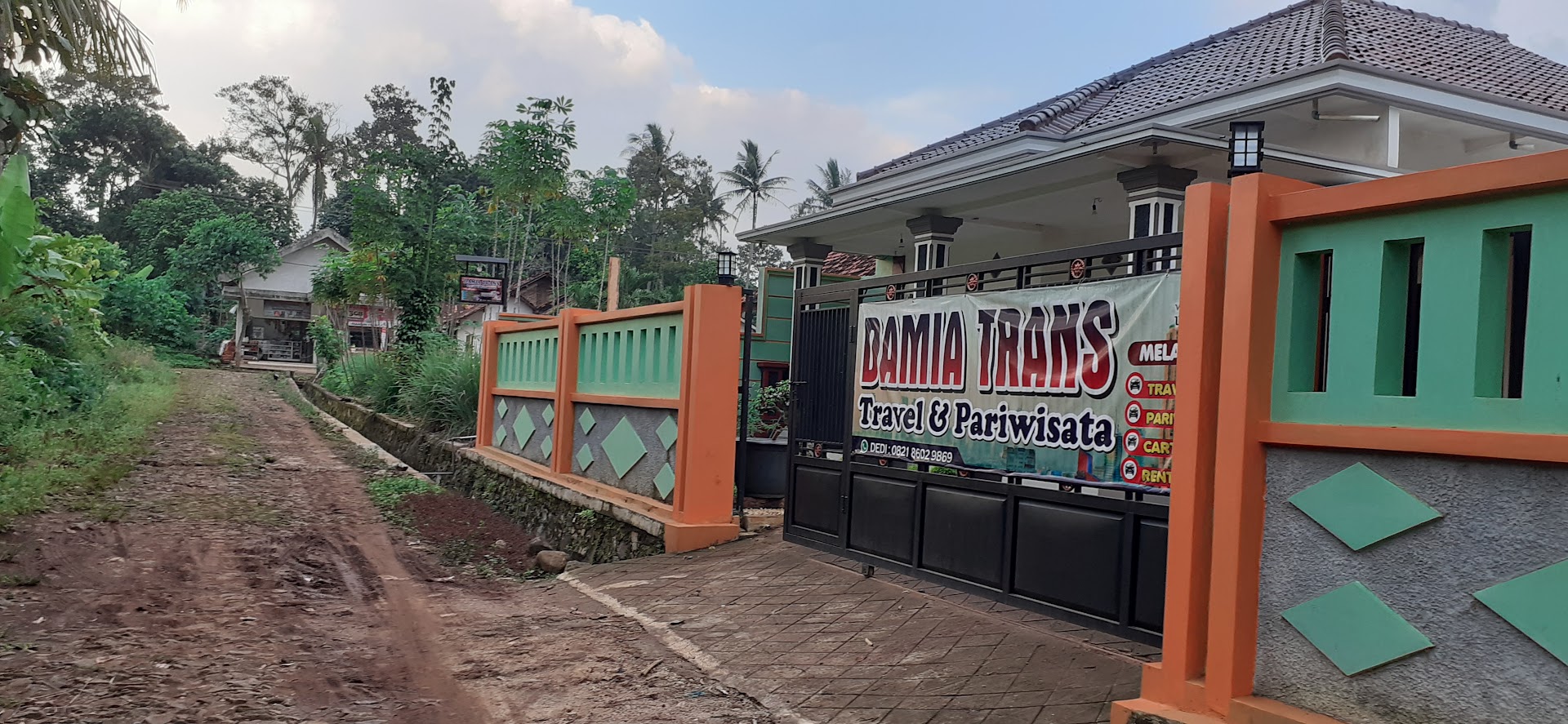 Gambar Damiya Trans Travel Jakarta - Lampung
