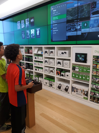 Computer Store «Microsoft Store - St. Johns Town Center», reviews and photos, 4791 River City Dr #113, Jacksonville, FL 32246, USA
