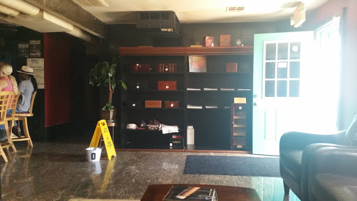 Cigar Shop «Havana Alley Cigar Shop & Lounge», reviews and photos, 201 26th St, Galveston, TX 77550, USA