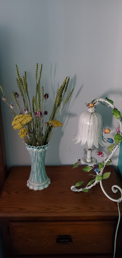 Florist «Narnia Studios», reviews and photos, 315 N Main St, Hendersonville, NC 28792, USA