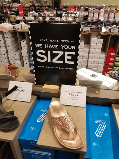 Shoe Store «DSW Designer Shoe Warehouse», reviews and photos, 4401 Lyons Rd, Coconut Creek, FL 33073, USA