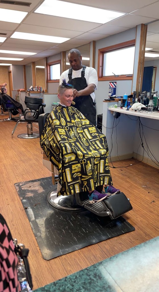 Tanners Styling Salons 64506