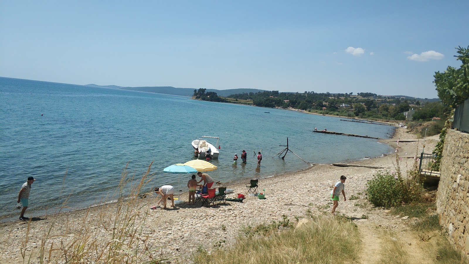 Gökçetepe Plajı'in fotoğrafı düz ve uzun ile birlikte