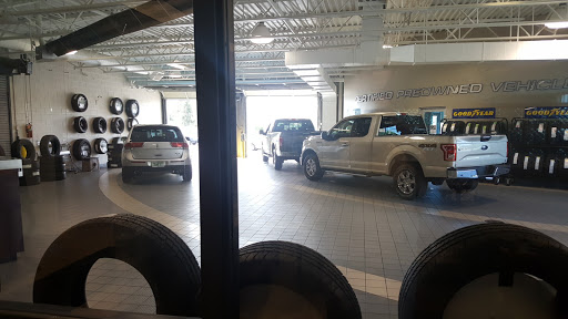 Ford Dealer «Friendly Ford Lincoln», reviews and photos, 2800 N Telegraph Rd, Monroe, MI 48162, USA