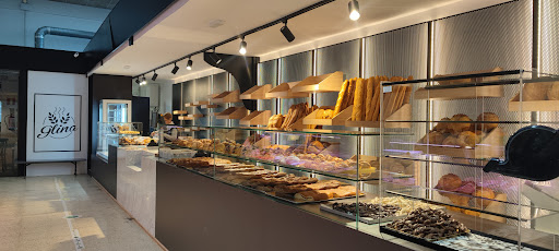 Horno de pan y Pastelería Glina en Sant Vicenç de Torelló, Barcelona
