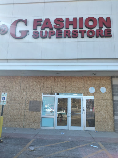 Clothing Store «K&G Fashion Superstore», reviews and photos, 7540 S Stony Island Ave, Chicago, IL 60649, USA