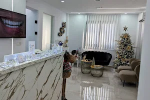 Choose to shine Dental Clinic - Cyprus image