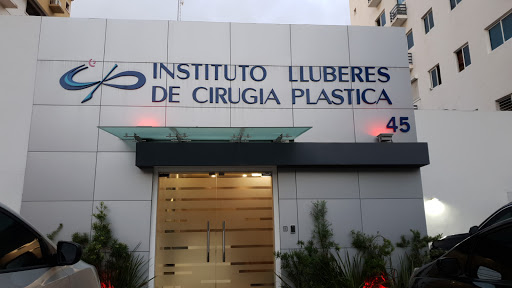 Lluberes Institute of Plastic Surgery